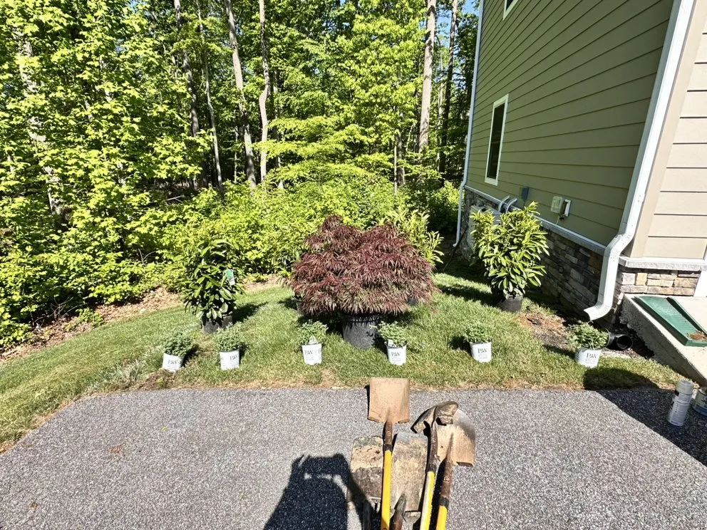 Custom residential landscaping near you across Edgewood, MD - Lb Landscaping & Lawncare