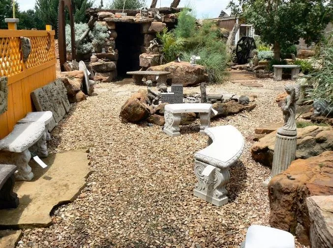 Affordable yard maintenance experts serving Fayetteville, NC - L.B. Landscaping