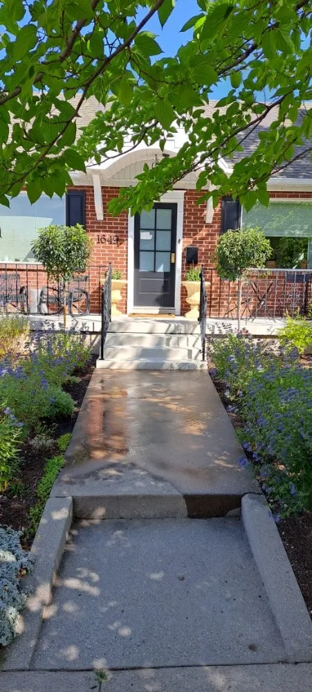 Professional lawn mowing service in Salt Lake City, UT - L&B Landscaping