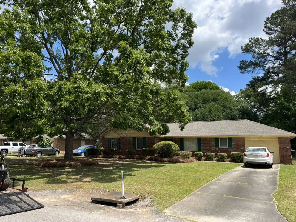 Trusted lawn care service in Sumter, SC by L&B Lawn Service