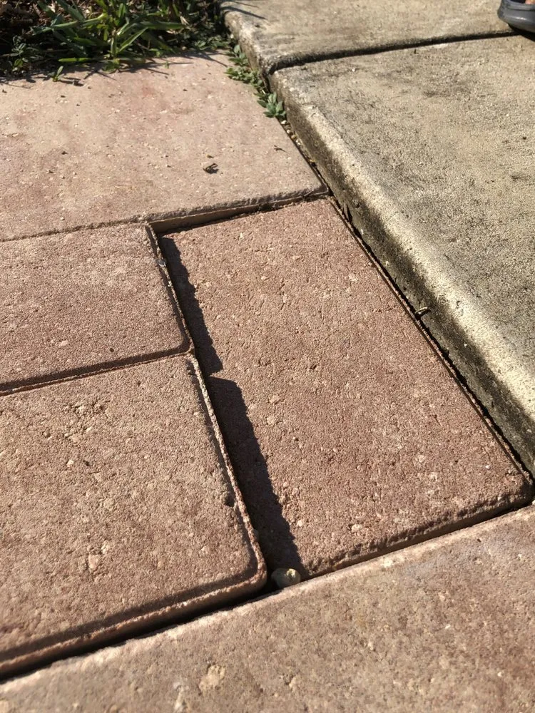 Affordable lawn care service for year-round maintenance across Citra, FL - L&B property service