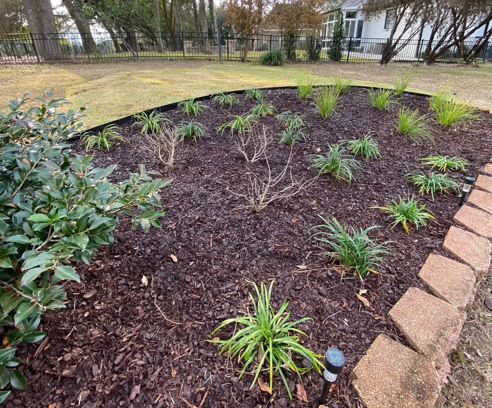 Professional lawn care service in Fairhope, AL - LBC Landscape