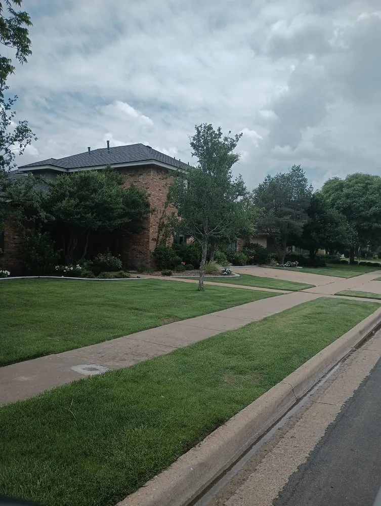 Local lawn care service in Lubbock, TX - LBK Elite Lawn & Lighting
