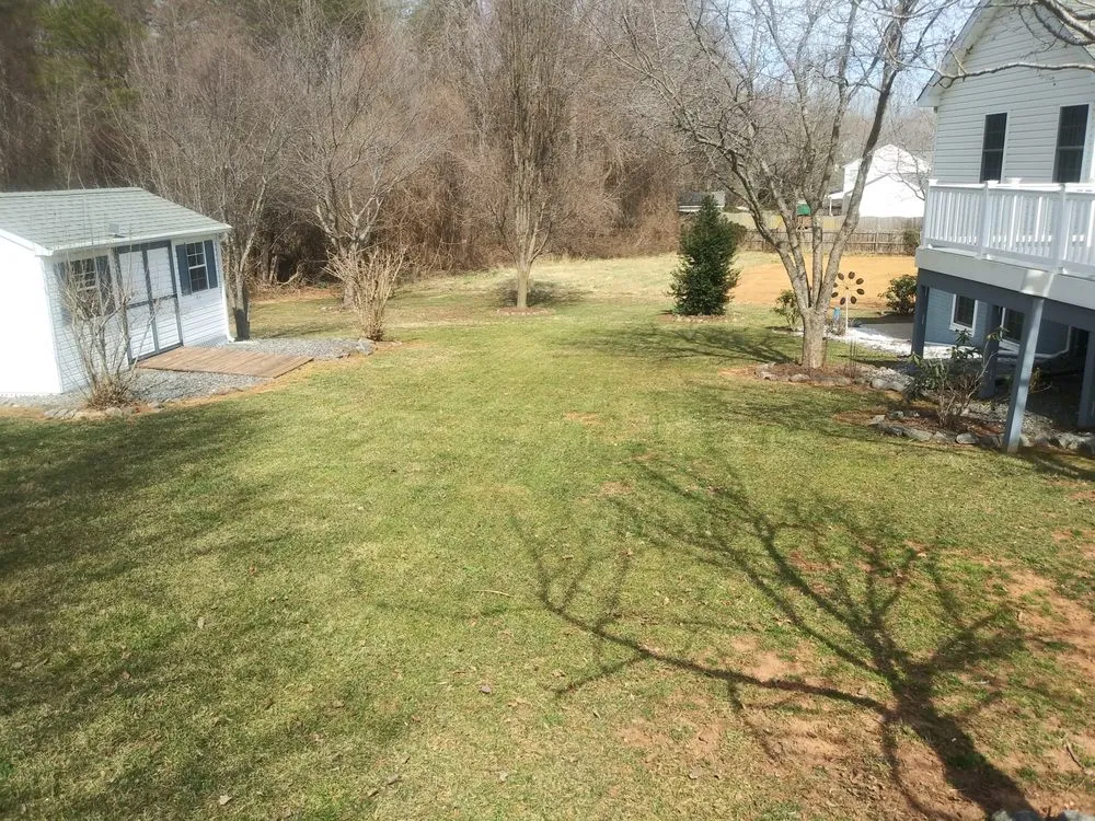 Professional lawn care service in Woodford, VA by LBN Lawn care