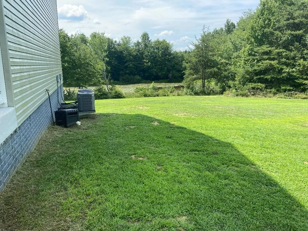 Affordable outdoor landscaping experts serving Woodford, VA - LBN Lawn care