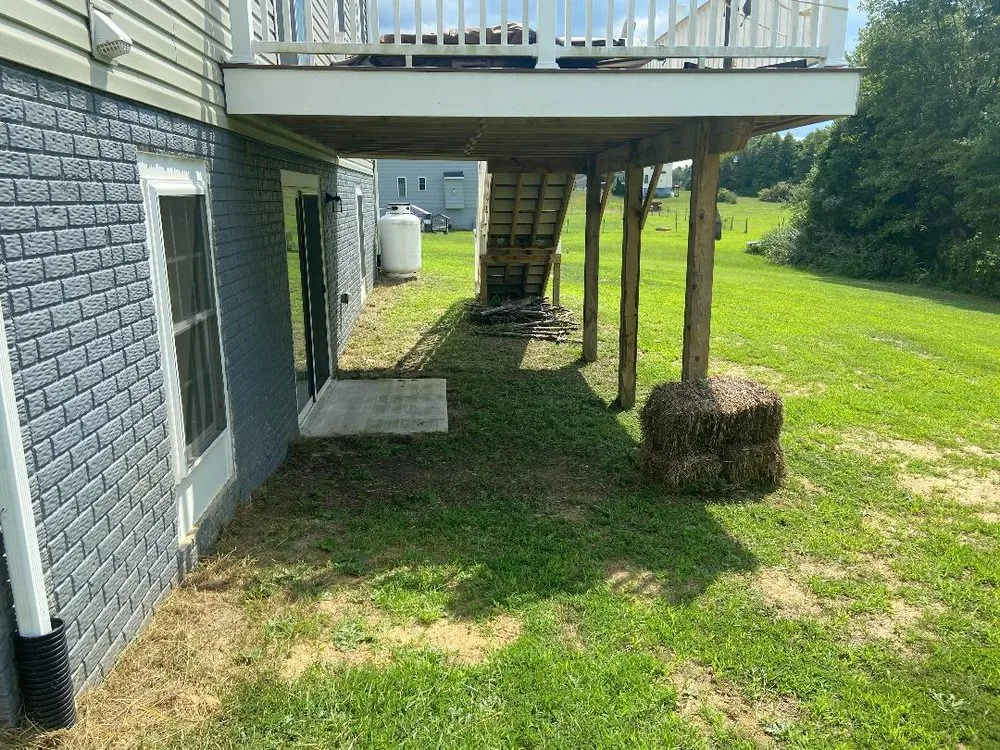 Expert outdoor landscaping in Woodford, VA by LBN Lawn care