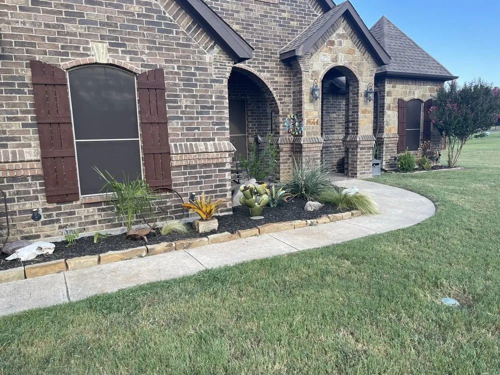 Affordable residential landscaping in Springtown, TX by LBR Lawn Care