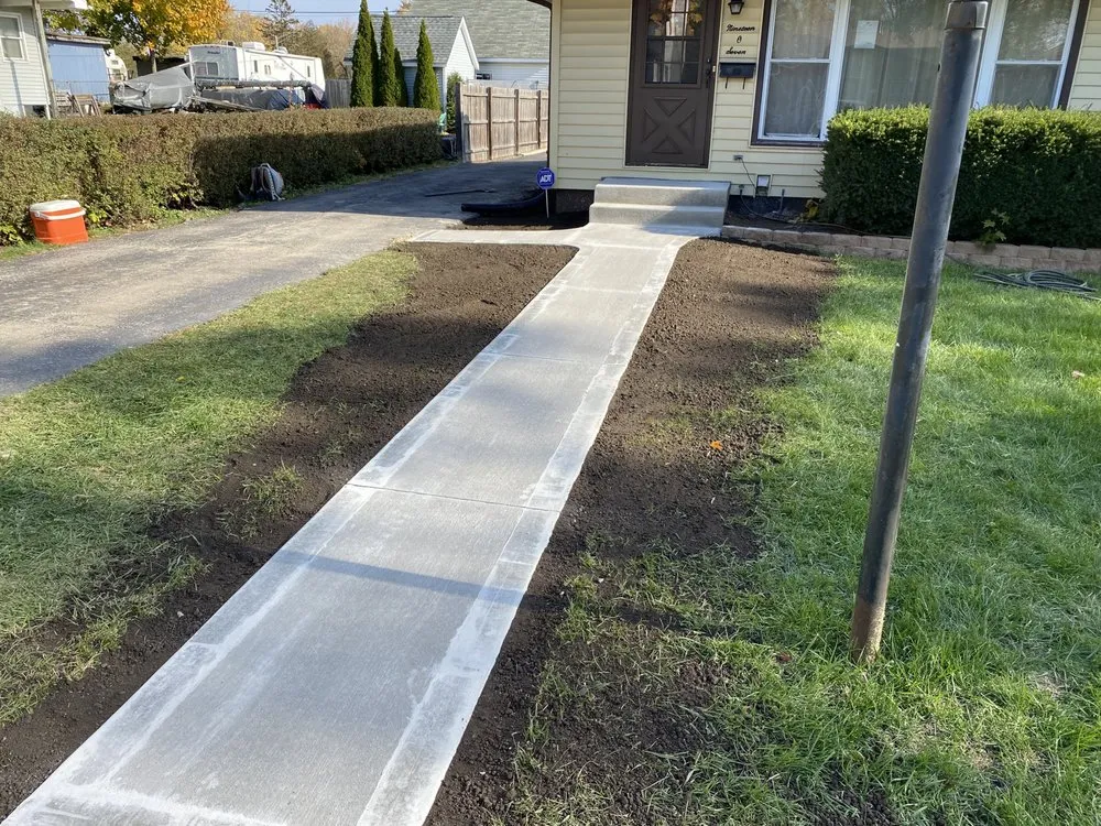 Affordable landscaping services in Zion, IL - LC Construction & Landscape