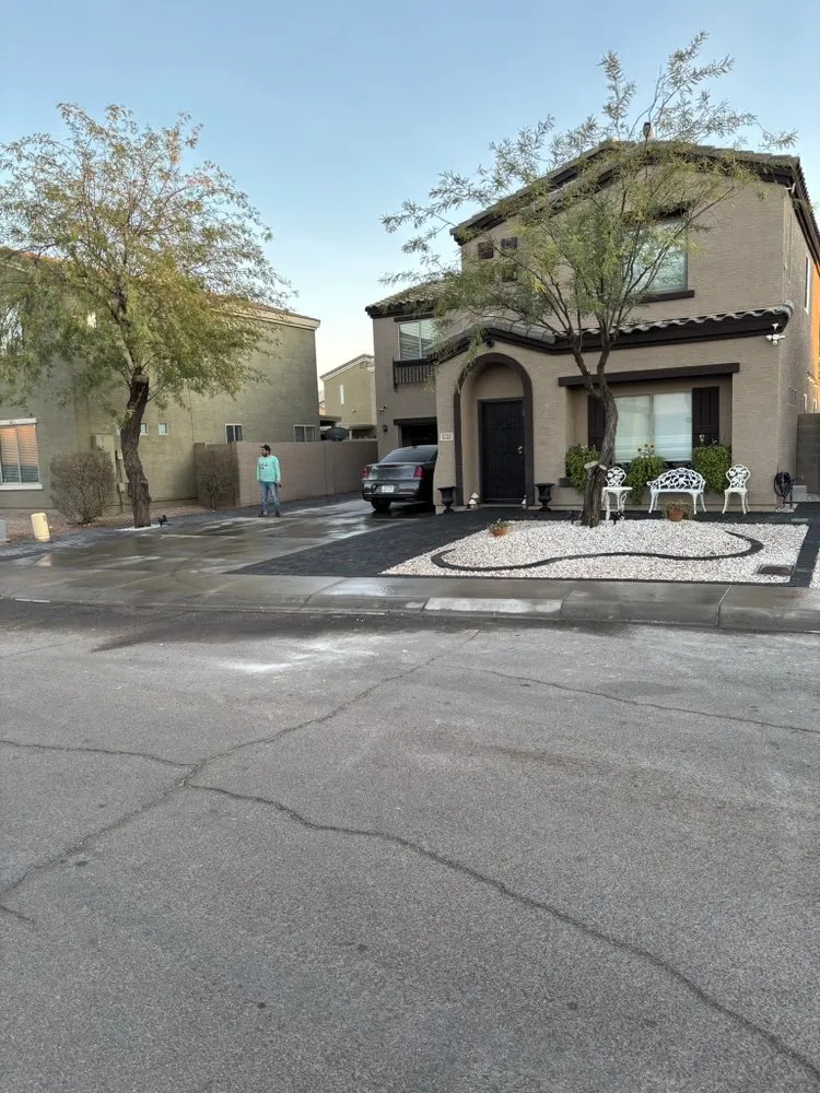 Custom outdoor landscaping with custom design in Phoenix, AZ by Lc Garden And More