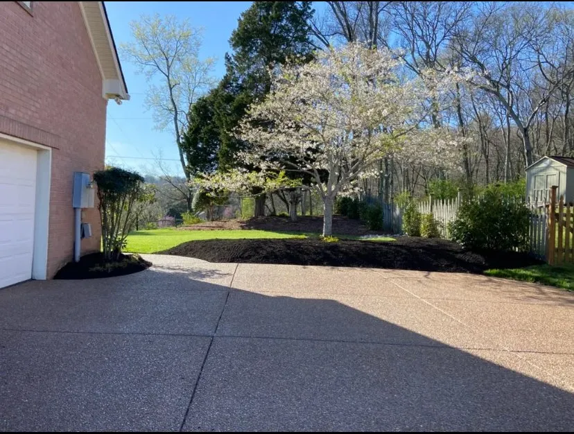 Affordable residential landscaping experts serving Nashville, TN - Lc landscaping and fence’s