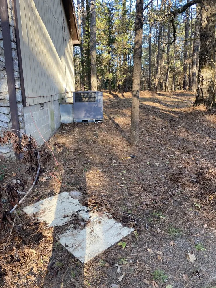 Affordable yard cleanup service experts serving Little Rock, AR - Lc lawn and landscape