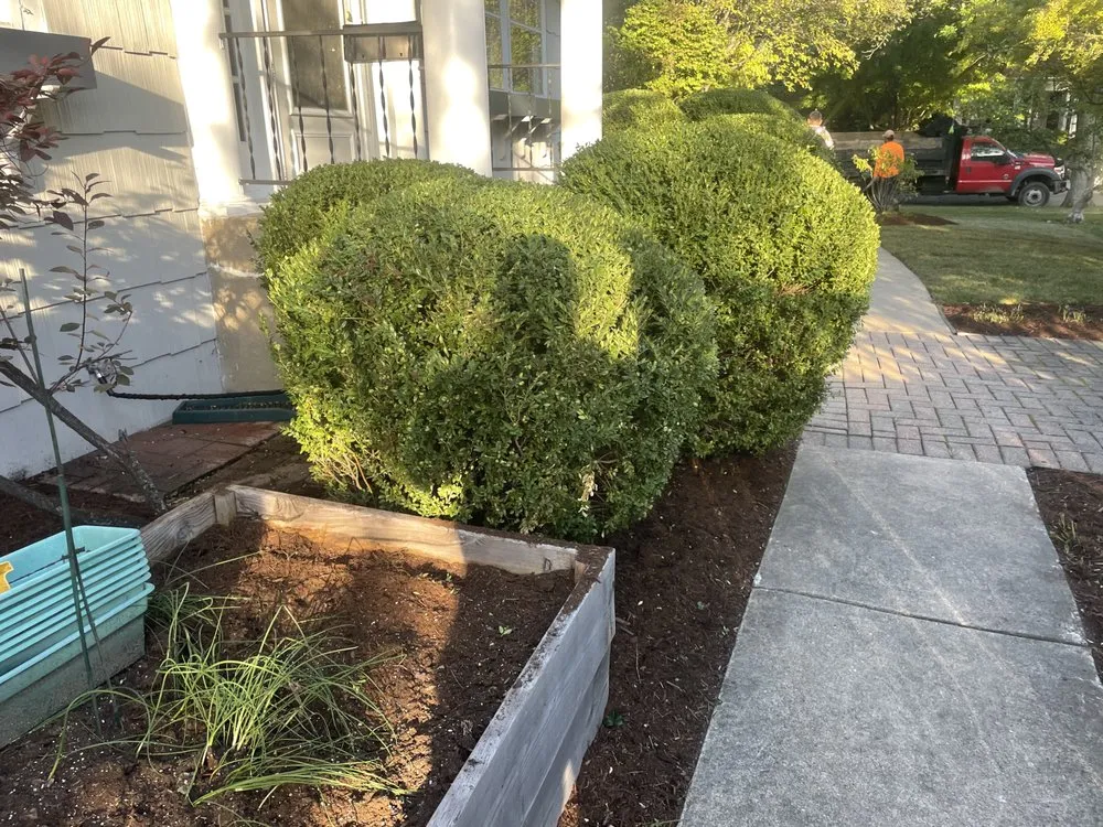 Top-rated garden landscaping for outdoor upgrades across Palatine, IL - LCA Landscaping & Stonework