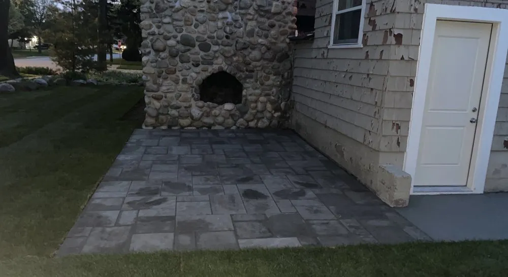 Custom yard cleanup service in Palatine, IL - LCA Landscaping & Stonework