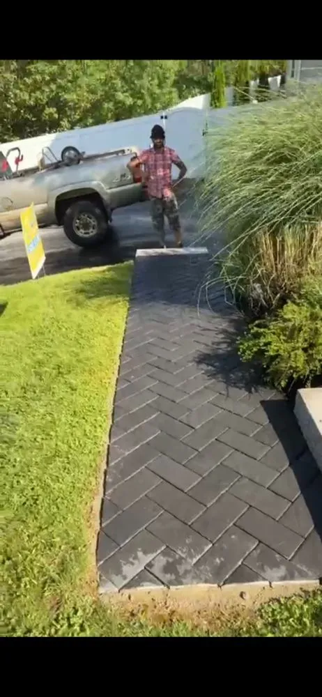 Top-rated yard maintenance for beautiful yards across Worcester, MA - LCD Souza Masonry