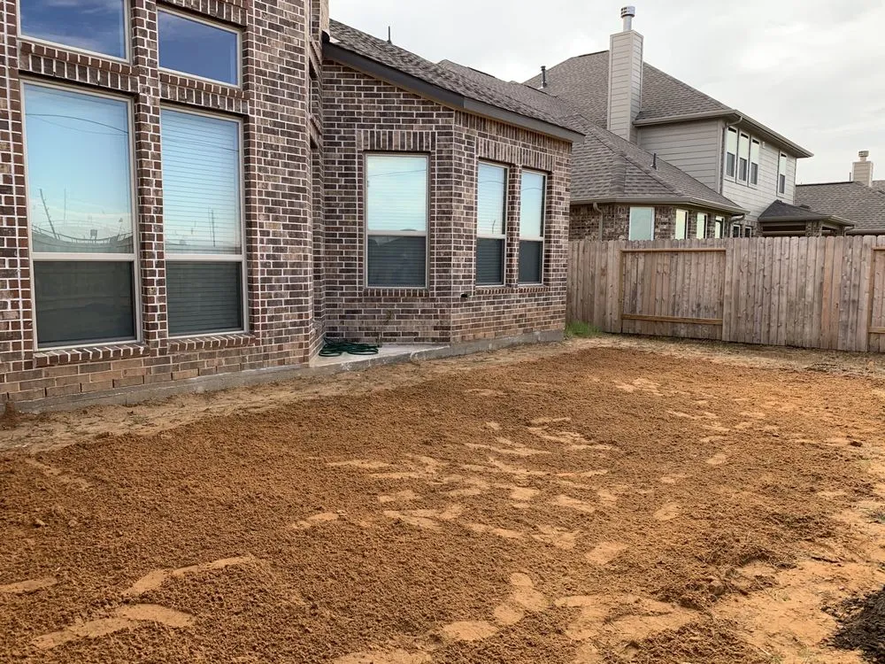 Professional lawn care service experts serving Houston, TX - LCE Landscaping and Design