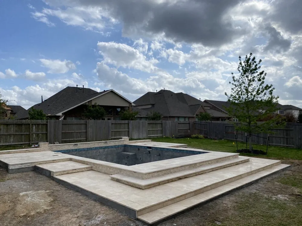 Expert yard maintenance experts serving Houston, TX - LCE Landscaping and Design