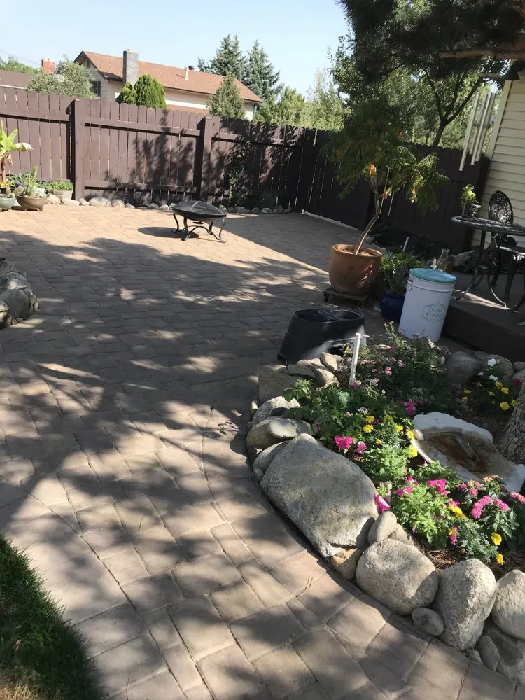 Custom lawn mowing service in Reno, NV by LCL Landscaping