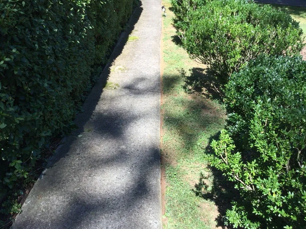 Expert garden landscaping in Norcross, GA by LCR Landscaping