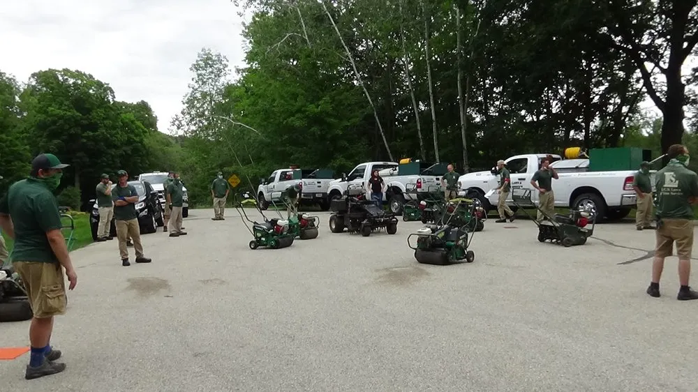 Expert lawn care service experts serving Maplewood, MN - LCS Lawn & Tree Service