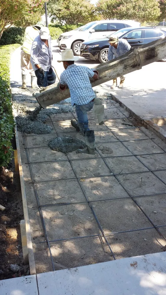 Custom residential landscaping experts serving Alvarado, TX - LDE Landscapes