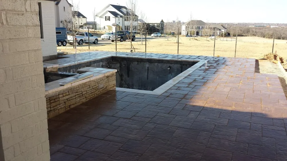 Expert lawn mowing service in Alvarado, TX by LDE Landscapes