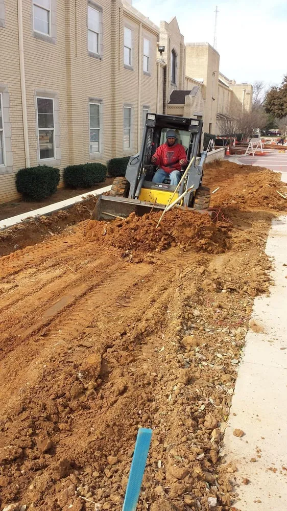 Expert yard maintenance experts serving Alvarado, TX - LDE Landscapes