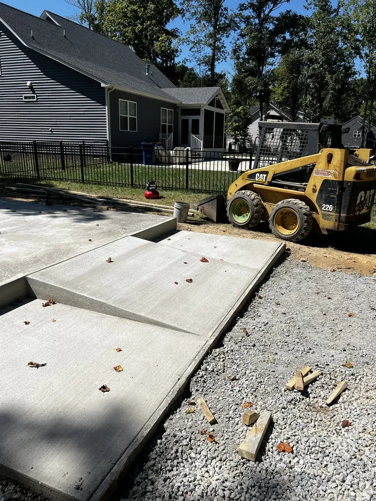 Expert lawn mowing service with custom design in Henrico, VA by LDL Services