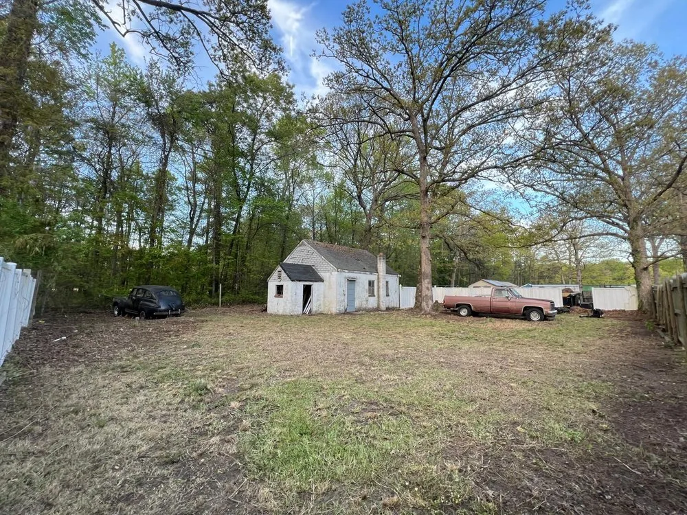 Custom yard maintenance for outdoor upgrades across Henrico, VA - LDL Services