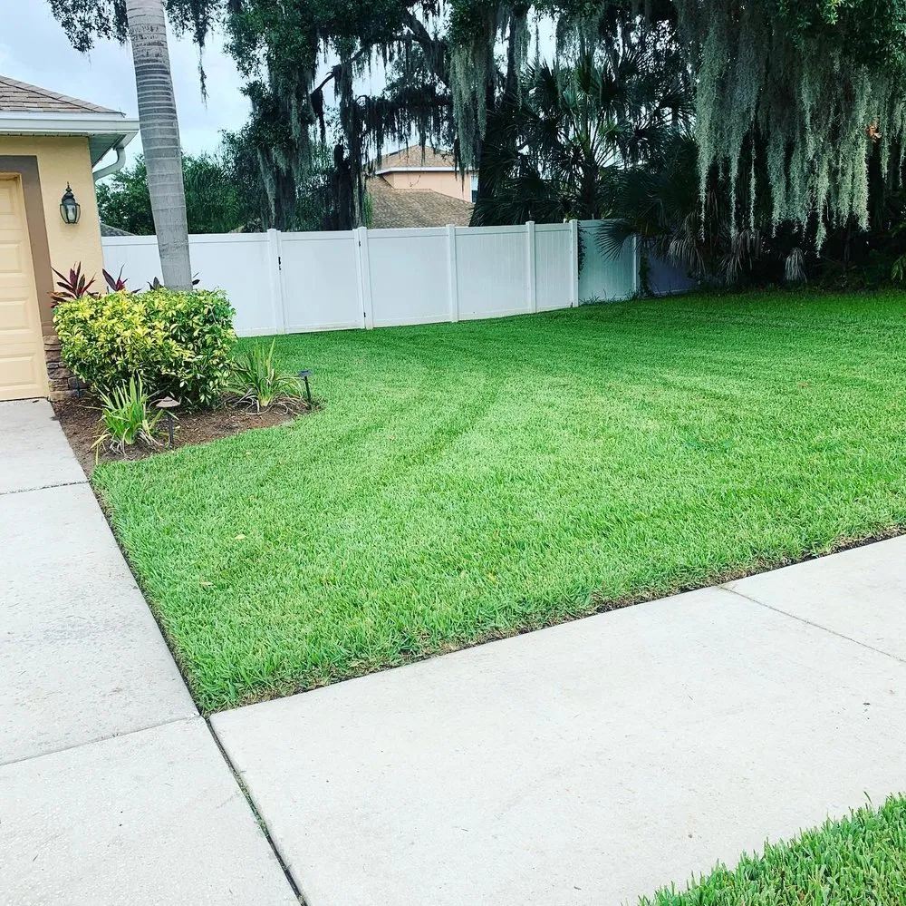 Custom landscaping services near you in Sydney, FL by LDM Lawn Service, LLC