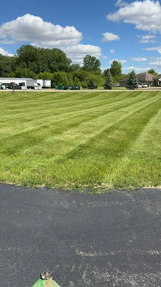 Top-rated yard maintenance experts serving Clinton, IA - LDX Lawn Care and Snow Removal