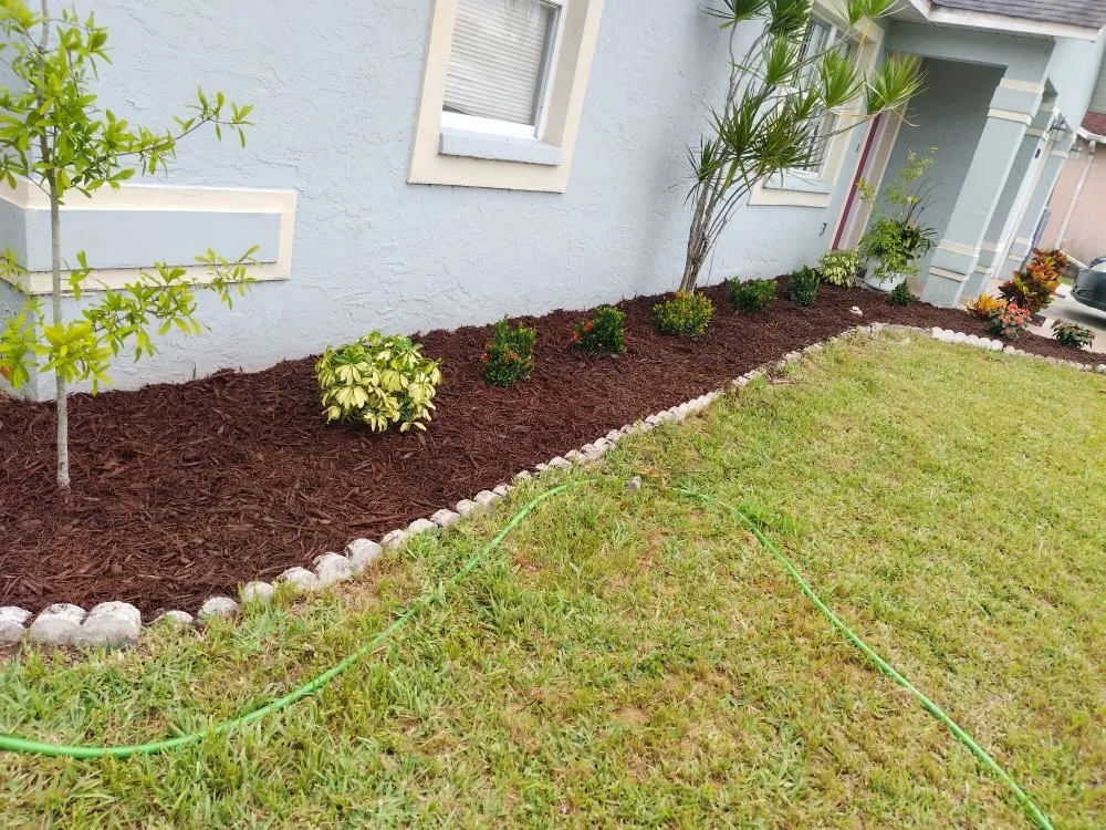 Trusted yard maintenance in Ellenton, FL - Le Boss Landscaping