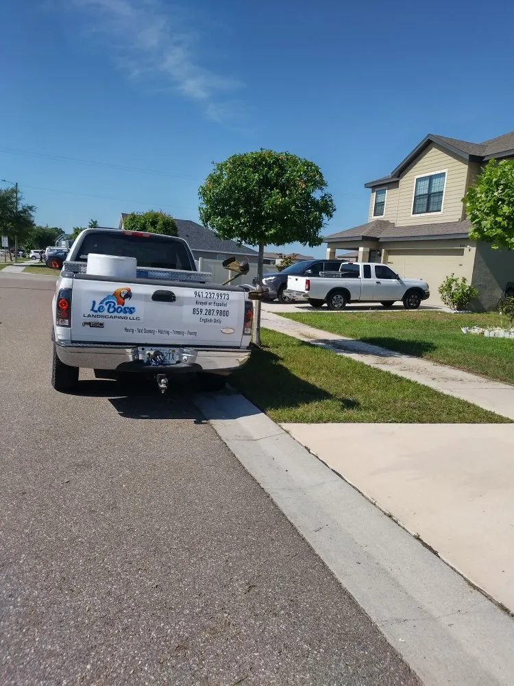 Top-rated garden landscaping in Ellenton, FL - Le Boss Landscaping