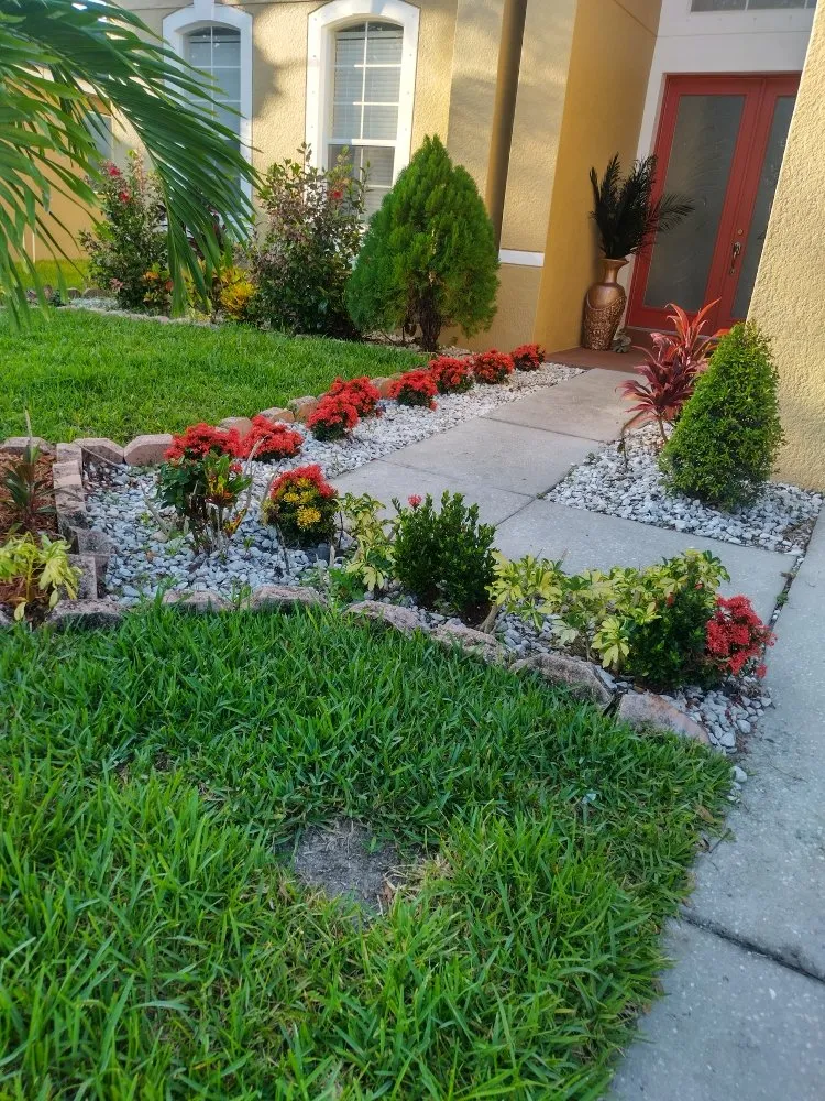 Professional landscape design experts serving Ellenton, FL - Le Boss Landscaping