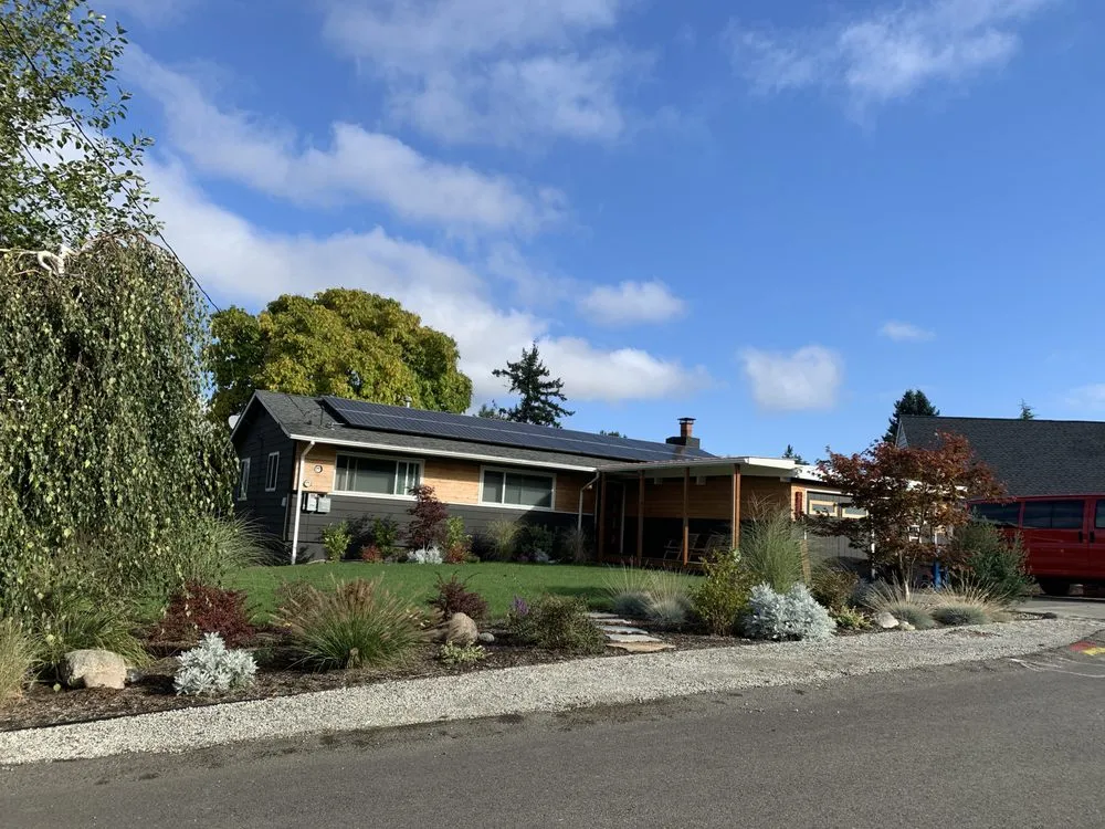 Reliable landscape design with custom design across Seattle, WA - Le Landscape & Yardwork