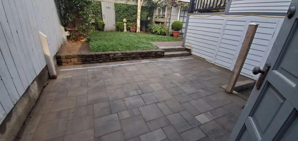 Professional landscape installation in Seattle, WA by Le Landscape & Yardwork