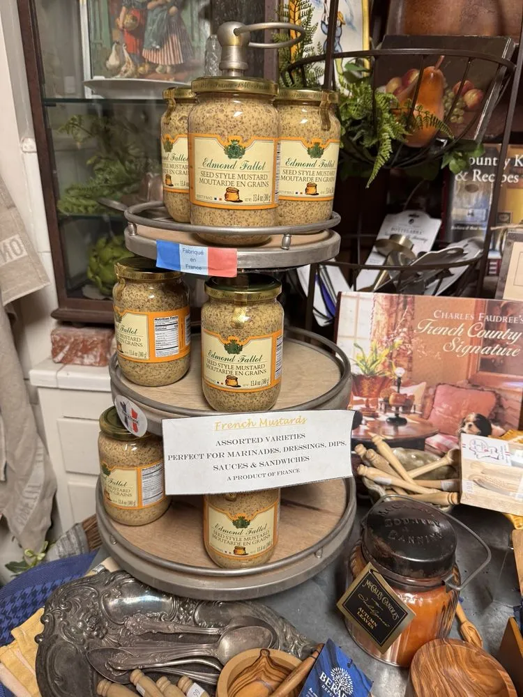 Custom lawn mowing service experts serving Fullerton, CA - Le Potager