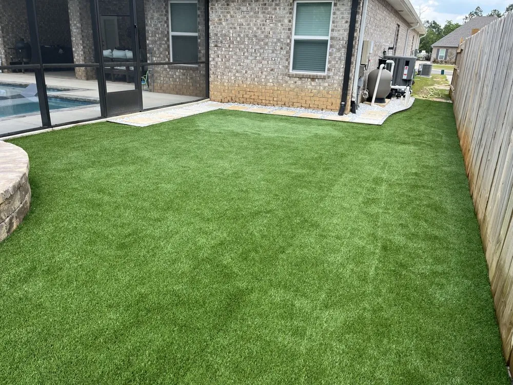 Local outdoor landscaping experts serving Pensacola, FL - Le-Scape Landscape Design