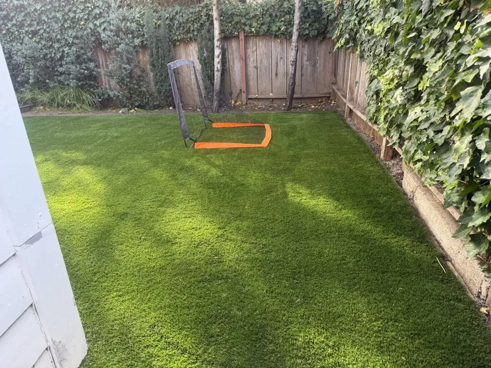 Professional lawn mowing service with custom design across San Francisco, CA - Lea & Kay Lawns Future