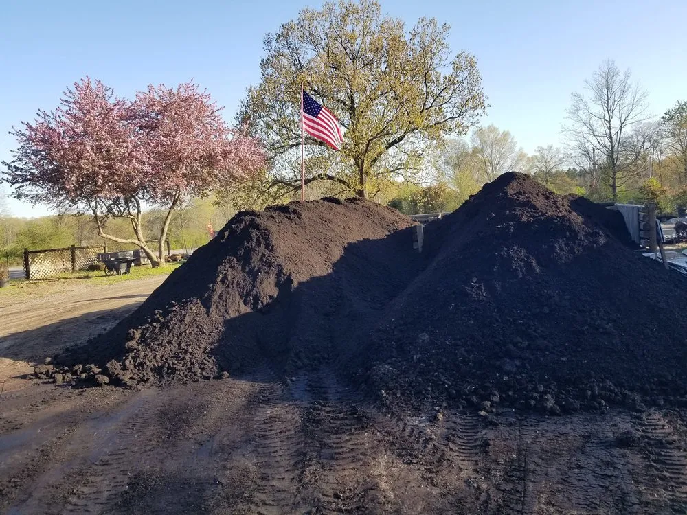 Expert outdoor landscaping in El Paso, AR by Leading Edge Landscaping And Supply