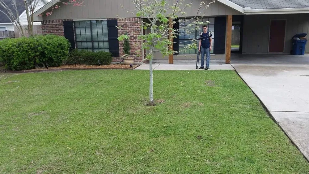 Trusted outdoor landscaping experts serving New Iberia, LA - Leading Edge Lawn Care