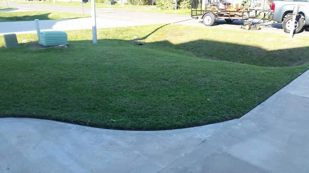 Local yard maintenance experts serving New Iberia, LA - Leading Edge Lawn Care