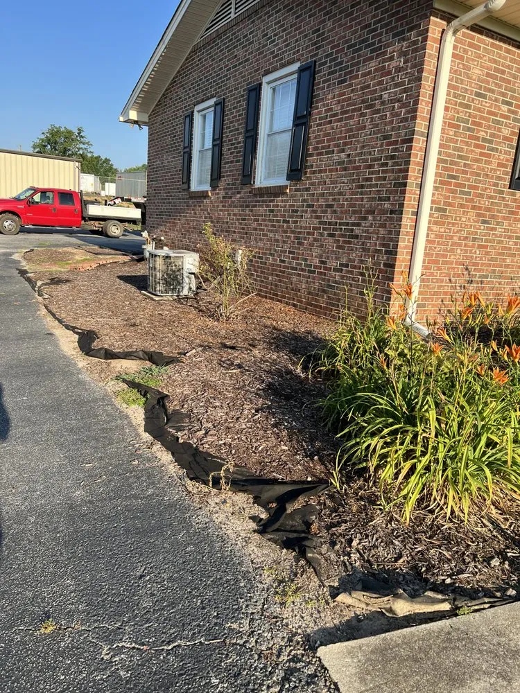 Custom yard maintenance in Landrum, SC by Leaf & Blade Landscaping