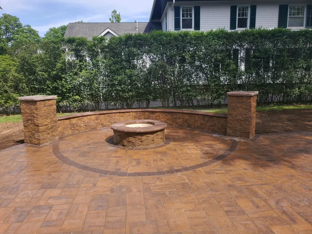 Professional outdoor landscaping for outdoor upgrades in Oakland, FL by Leaf And Home