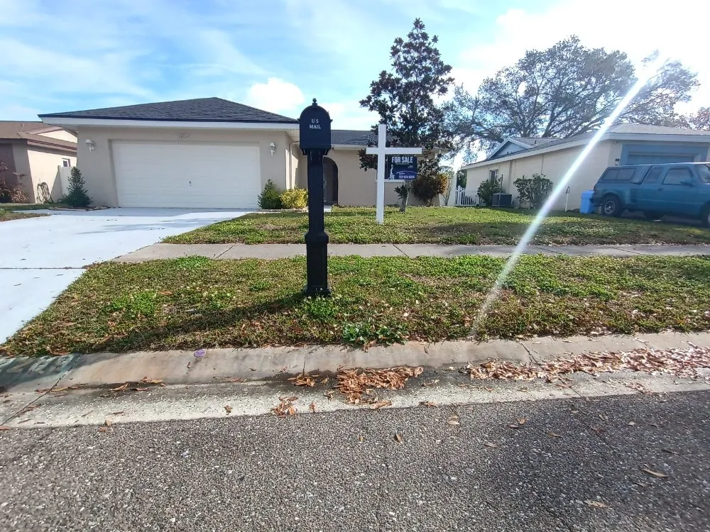 Affordable residential landscaping for beautiful yards across Largo, FL - Leaf Cut Lawn Care