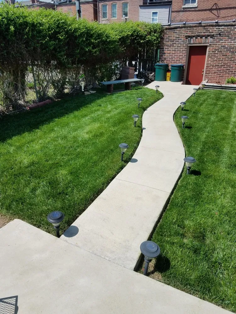 Trusted residential landscaping in St. Louis, MO by Leaf Free Lawn Care