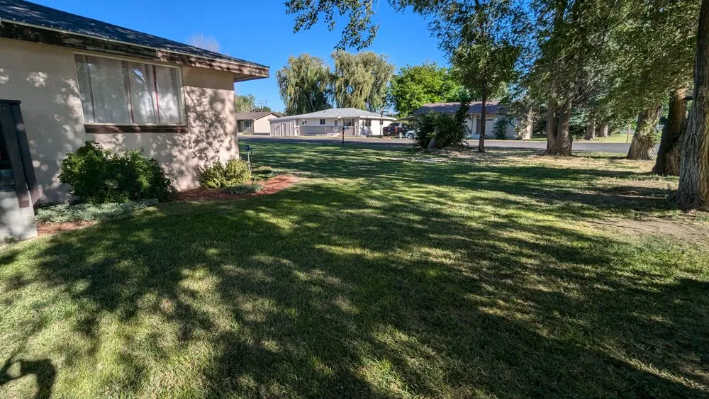 Local garden landscaping for residential properties across Jerome, ID - Leaf It To Me