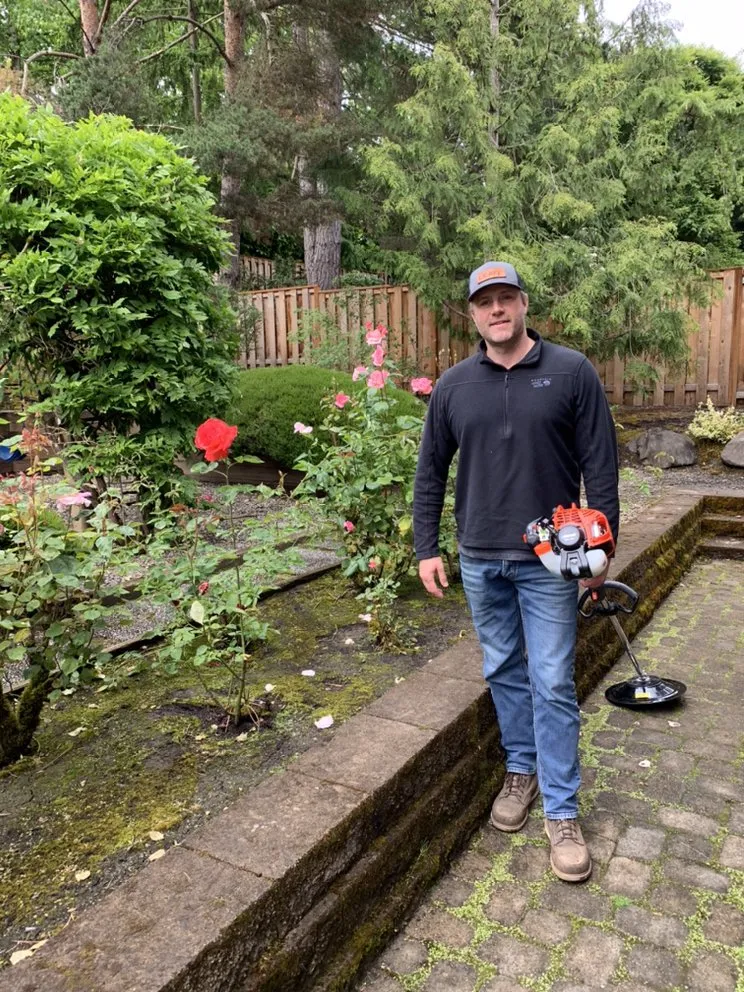 Expert lawn mowing service in Portland, OR by Leaf Landscape