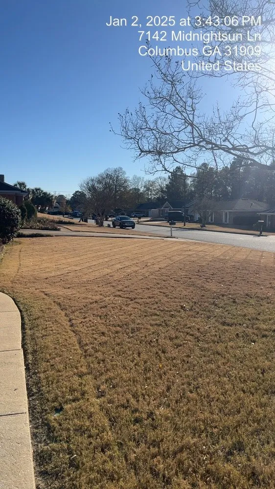 Top-rated lawn mowing service for beautiful yards in Columbus, GA by Leaf Property Management