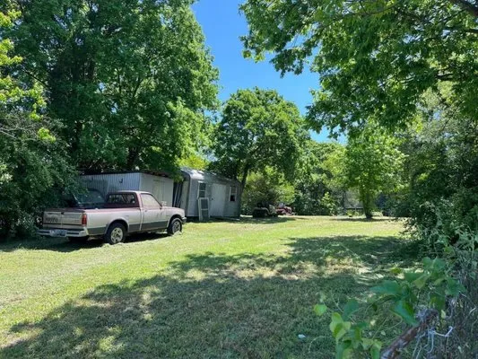 Leaf Property Management Logo