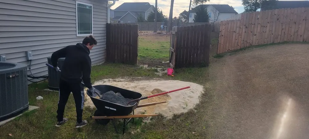 Trusted lawn care service for beautiful yards across Lillington, NC - Leaf Services